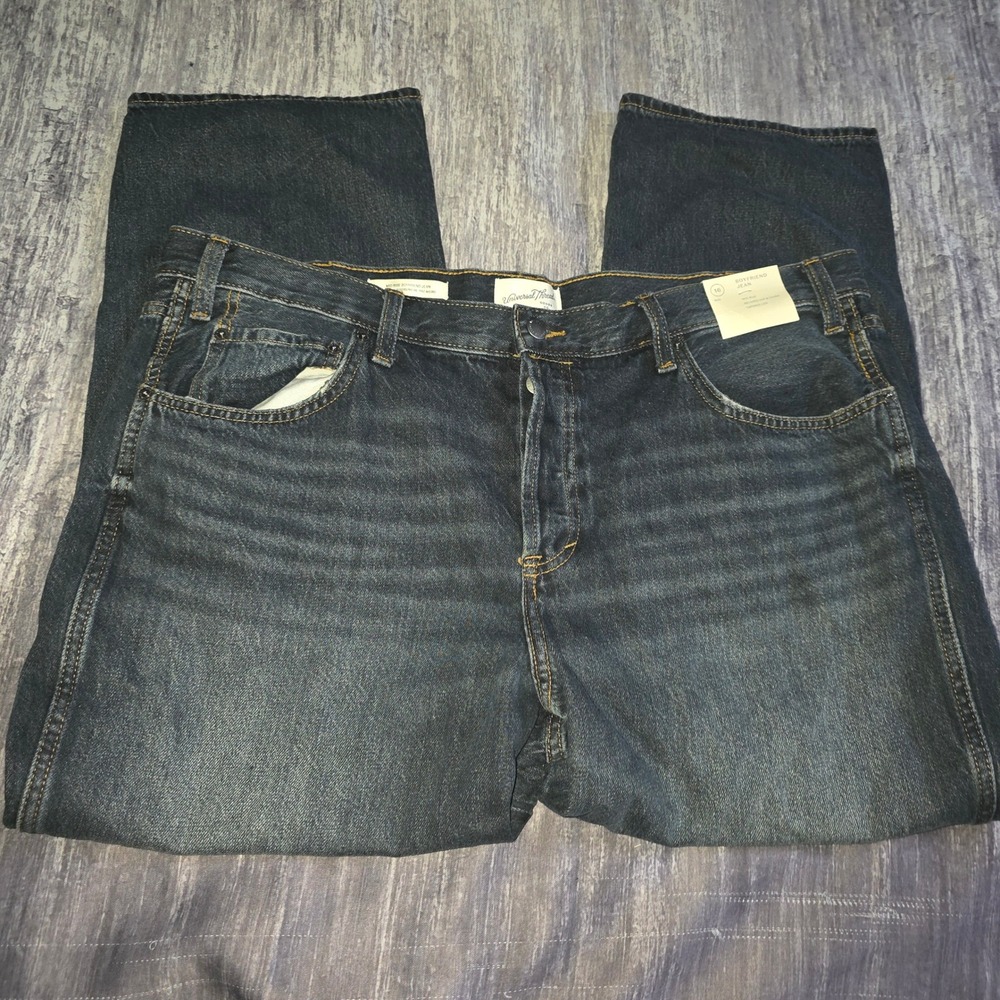 Universal Thread Womens 16 Mid Rise Boyfriend Jeans Dark Wash Distressed Denim